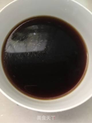 鹌鹑蛋红烧狮子头的做法步骤：6