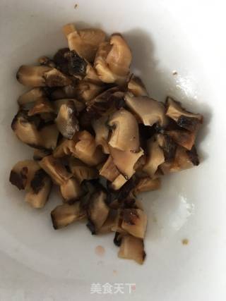 儿童鲜虾面（大人也可以哦）的做法步骤：4