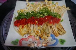 剁椒金针菇的做法步骤：3