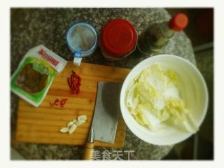 酸辣泡椒大白菜的腌制的做法步骤：1