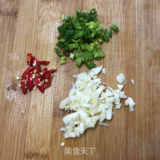 油泼雷笋的做法步骤：3