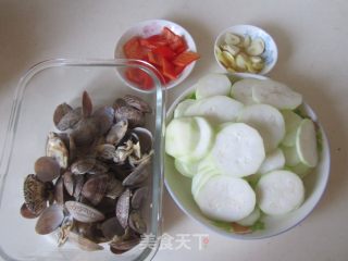 蛤蜊炒瓠瓜的做法步骤：3