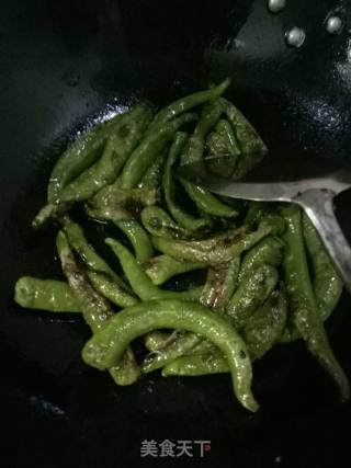 虎皮辣椒超简单美味的做法步骤：4