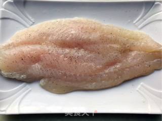 蒜香鱼排的做法步骤：1