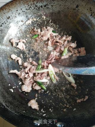 土豆片炒肉的做法步骤：4