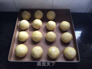 蛋黄酥的做法步骤：14
