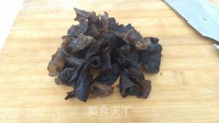 香菇鸡蛋打卤面的做法步骤：2