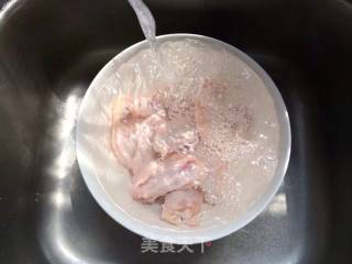 奥尔良鸡中翅的做法步骤：2