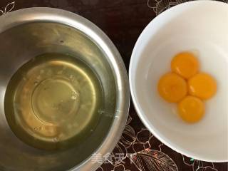 芒果蛋糕卷的做法步骤：1