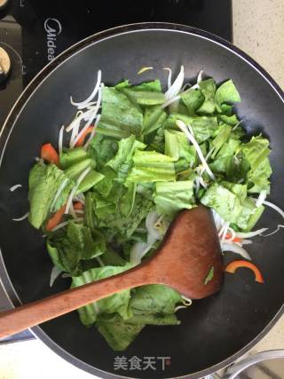 鲜蔬炒饼的做法步骤：4