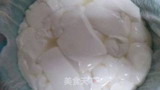 自制新鲜马苏里拉芝士，马苏里拉奶酪家庭做法的做法步骤：2