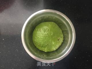 亚麻籽桂圆抹茶软欧的做法步骤：5