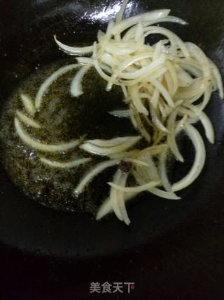 牛肉末炒面的做法步骤：3