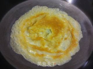 芦笋炒鸡蛋的做法步骤：3