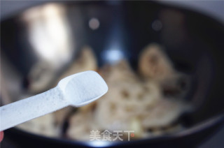 小炒藕片的做法步骤：4