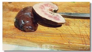 小炒腊腰的做法步骤：1