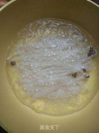 简单白宽粉的做法步骤：1