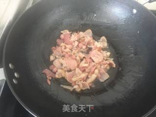 至尊培根虾仁披萨的做法步骤：5