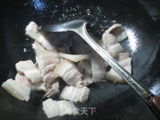 双椒回锅肉的做法步骤：3