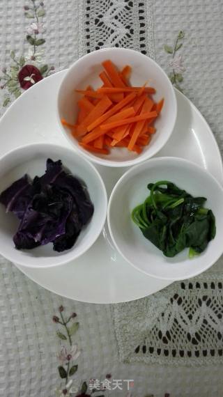 宝宝辅食篇之〈蔬菜颗粒面〉的做法步骤：2