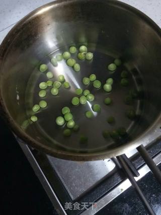 肉松鱿鱼披萨的做法步骤：14