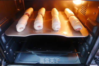 葱香热狗包的做法步骤：10