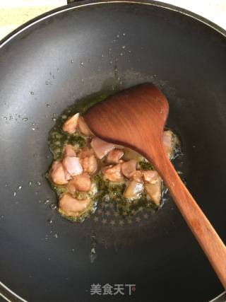 亮亮炒饭的做法步骤：4
