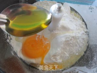 红果家菜谱之茄汁韭菜炒面的做法步骤：3