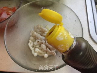 蟹柳生菜沙拉杯的做法步骤：8