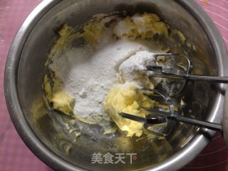 奶香曲奇的做法步骤：2