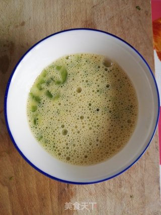 青椒炒鸡蛋的做法步骤：3
