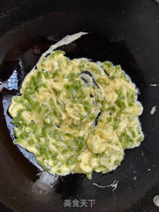 青椒炒鸡蛋的做法步骤：6