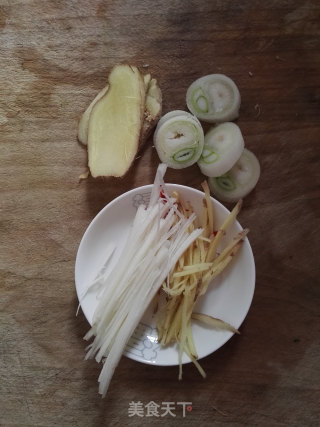 清蒸鲽鱼的做法步骤：3