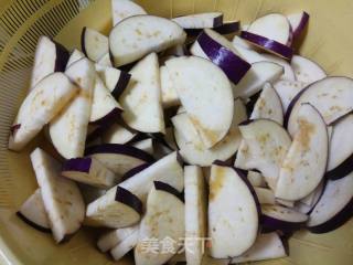 红烧茄子????五花肉的做法步骤：2