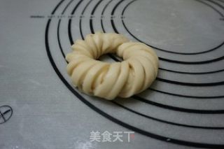 中种蜂蜜牛奶面包的做法步骤：9