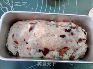 无油免揉菠萝蜜核蔓越莓全麦面包的做法步骤：10