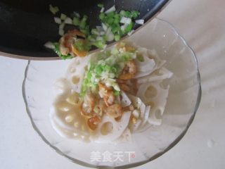海米葱油拌藕片的做法步骤：9