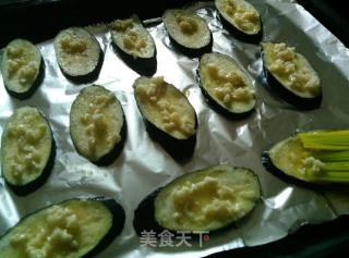 蒜香奶酪烤茄子的做法步骤：3