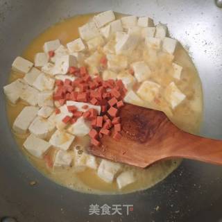 蟹黄豆腐的做法步骤：7