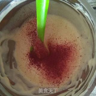 幻彩草莓乳酪卷的做法步骤：13