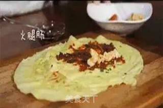 美味虾仁鸡蛋卷的做法步骤：6