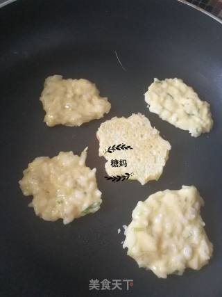 鲜虾蔬菜米饼的做法步骤：2