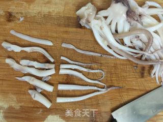 干香鱿鱼须的做法步骤：2