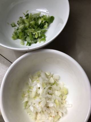 葱香软饼的做法步骤：3