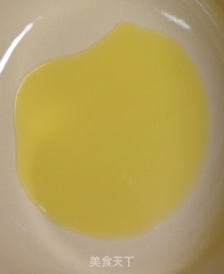 CoCoLc的私菜食谱经－－干锅九层塔鸡肉薯块【肉桂罗勒版】的做法步骤：2