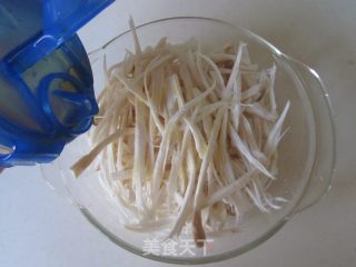 干煸杏鲍菇的做法步骤：3