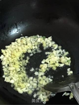 麻辣手撕鸡的做法步骤：7