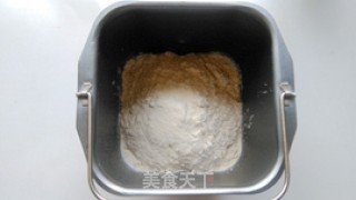 椰蓉面包的做法步骤：2