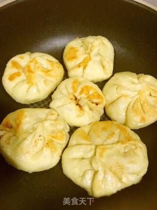 双色馅饼和番茄汤的晚餐的做法步骤：11