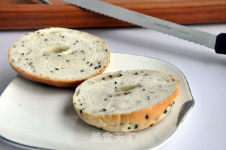 黑芝麻贝果三明治的做法步骤：15